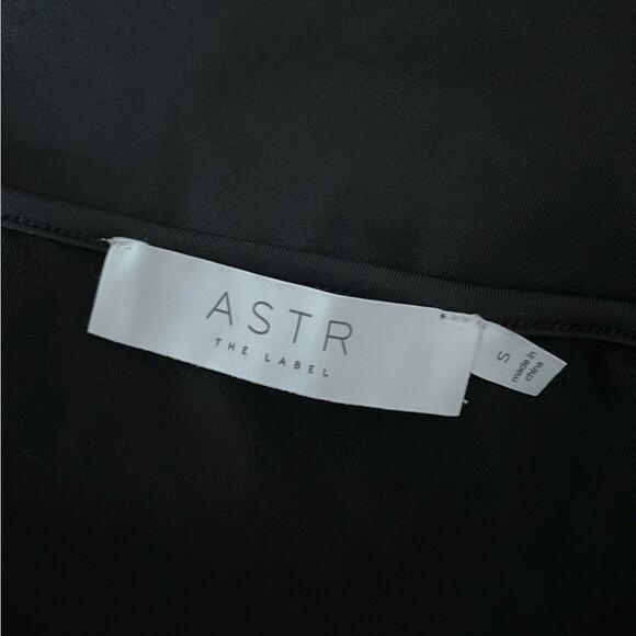 ASTR Revolve Palmer Sleeveless Crochet Midi Dress w Slip Cover Up Black Small - Picture 11 of 15